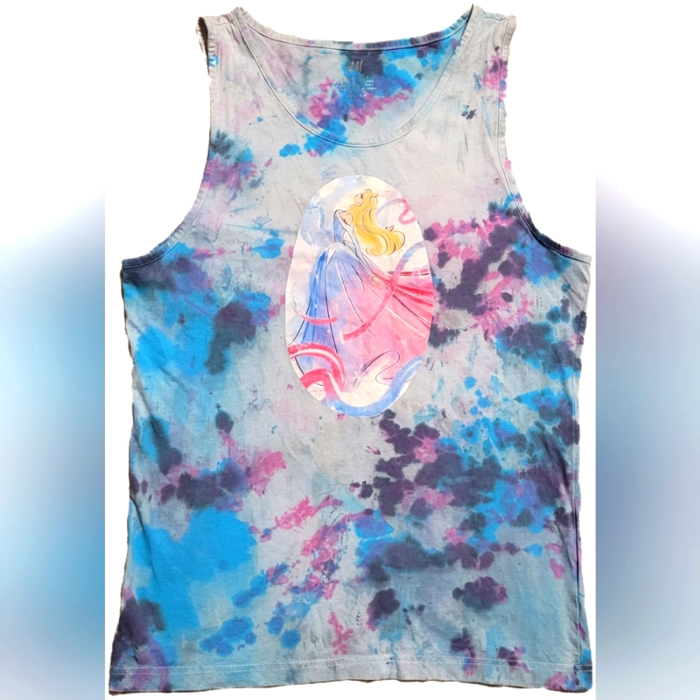 H&M Disney Aurora Sleeping Beauty Tie Dye Graphic Tank Top - Medium - EUC - Picture 1 of 6